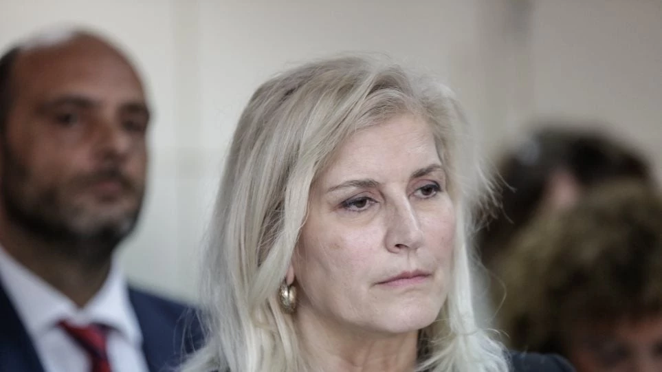 H Αυλωνίτου καλύπτει τη Δούρου για τις φωτιές: Έκανε το καθήκον της!